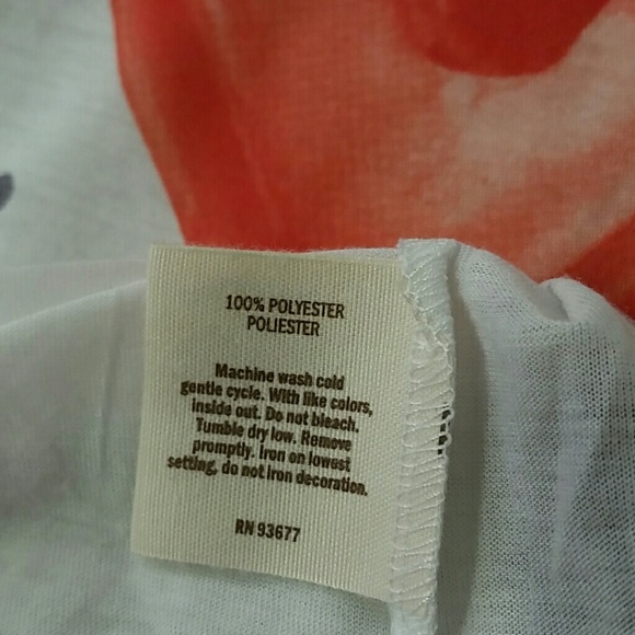 Decree tops 2-bundle - Picture 7 of 7